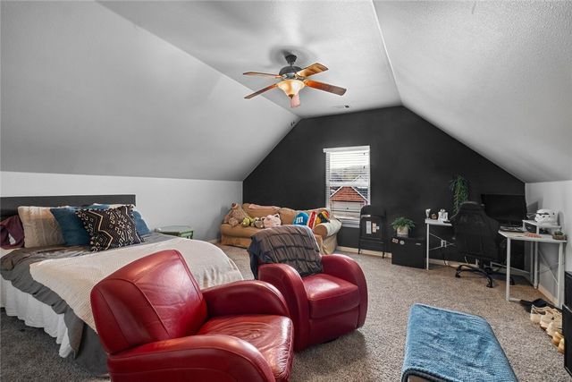 4222 E Troon Drive, Fayetteville, AR 72701