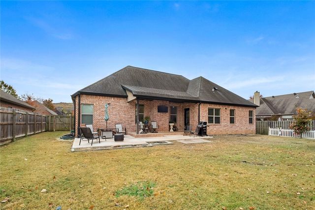 4222 E Troon Drive, Fayetteville, AR 72701