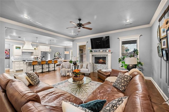 4222 E Troon Drive, Fayetteville, AR 72701