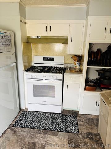 519 Independence, Muskogee, OK 74403