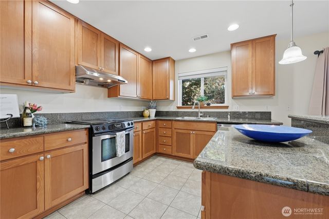 5729 119th Street SE, Snohomish, WA 98296