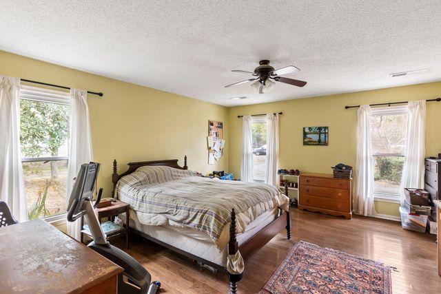 679 King Street, Mount Pleasant, SC 29464