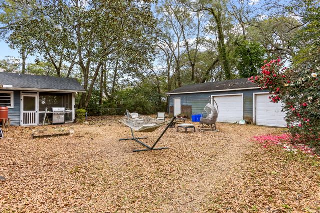 679 King Street, Mount Pleasant, SC 29464