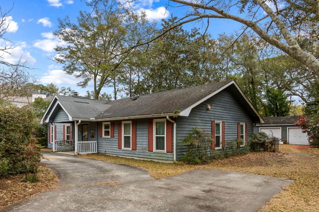 679 King Street, Mount Pleasant, SC 29464