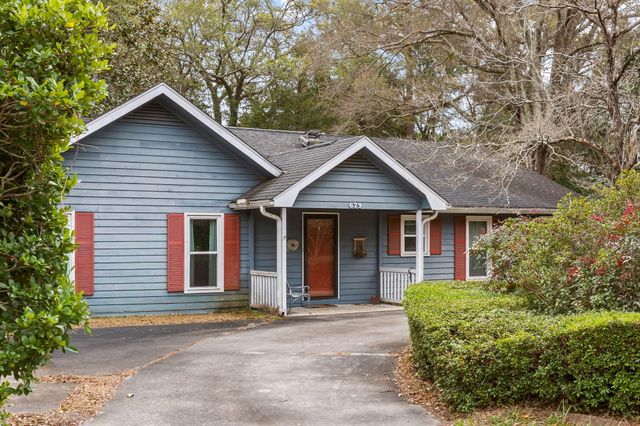 679 King Street, Mount Pleasant, SC 29464