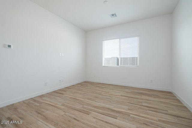 40165 N Alameda Drive, San Tan Valley, AZ 85140