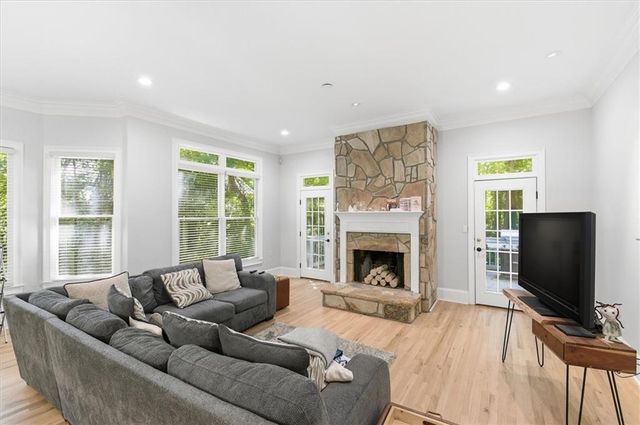 1247 Manor Oaks Court, Atlanta, GA 30338