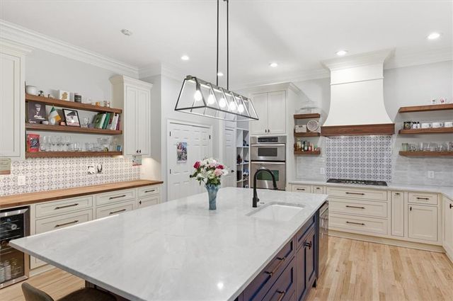 1247 Manor Oaks Court, Atlanta, GA 30338