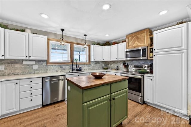 4624 S Olivers Cross Road, Maiden, NC 28650