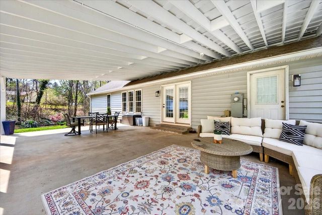 4624 S Olivers Cross Road, Maiden, NC 28650