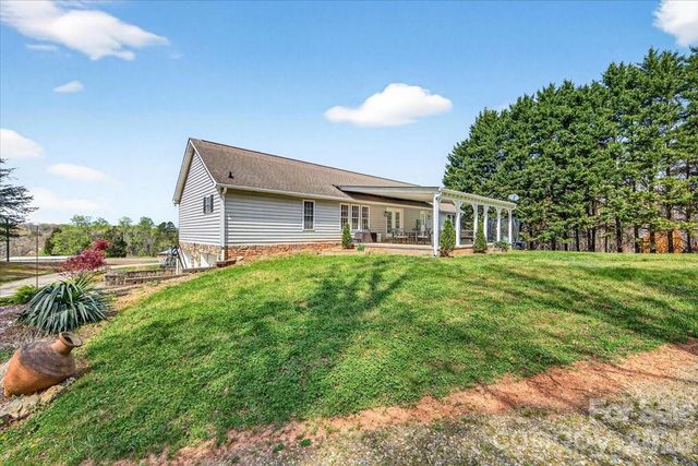 4624 S Olivers Cross Road, Maiden, NC 28650