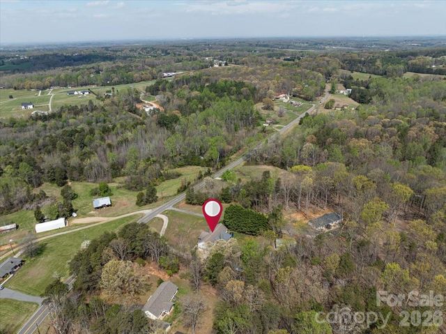 4624 S Olivers Cross Road, Maiden, NC 28650