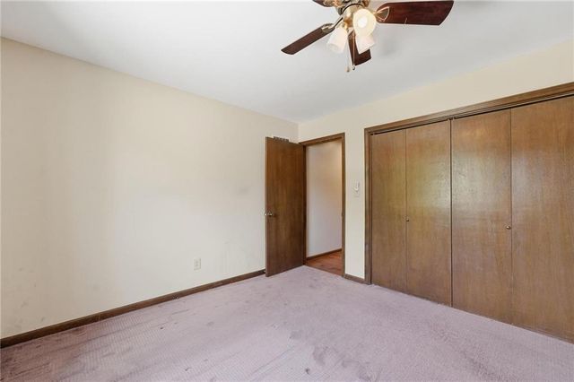 8399 Waukomis Drive, Kansas City, MO 64154