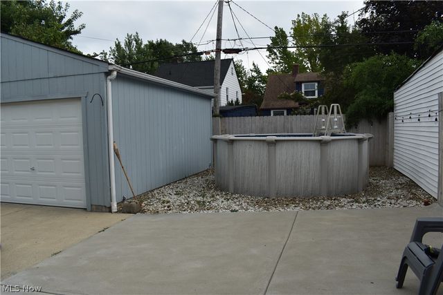 11817 Brighton Avenue, Cleveland, OH 44111
