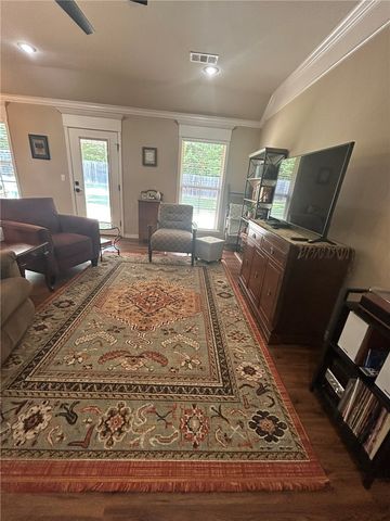 4120 N Hartford Avenue, Russellville, AR 72802