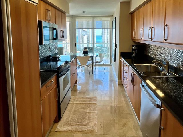 16500 Collins Avenue 2052, Sunny Isles Beach, FL 33160