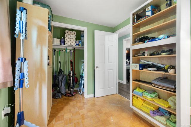 7 Cedar Lane, Norwich, CT 06360