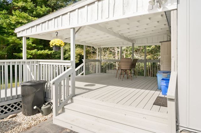7 Cedar Lane, Norwich, CT 06360