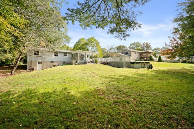 7 Cedar Lane, Norwich, CT 06360
