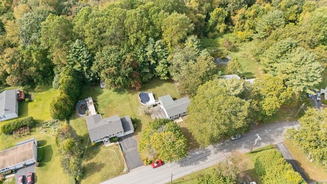 7 Cedar Lane, Norwich, CT 06360