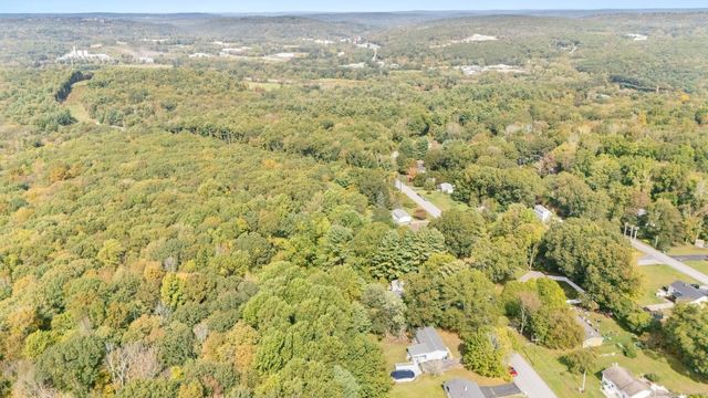 7 Cedar Lane, Norwich, CT 06360