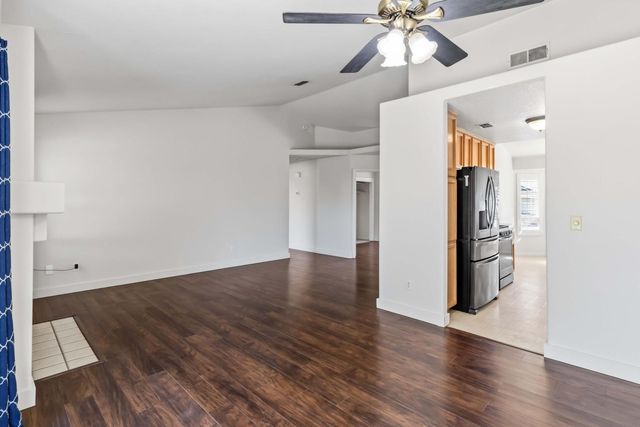 8585 Meandering Way, Antelope, CA 95843