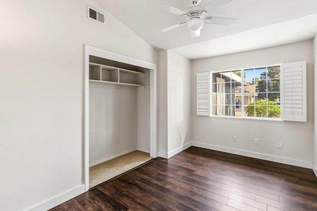 8585 Meandering Way, Antelope, CA 95843