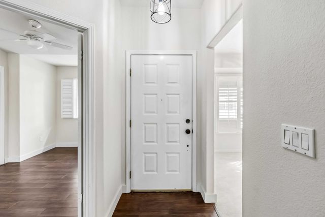 8585 Meandering Way, Antelope, CA 95843