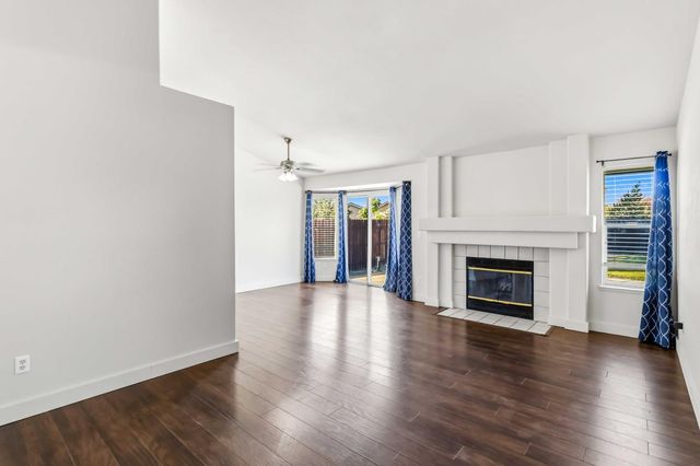 8585 Meandering Way, Antelope, CA 95843