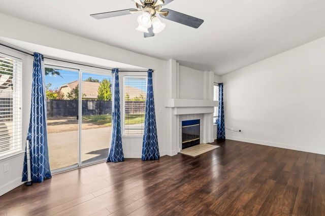 8585 Meandering Way, Antelope, CA 95843