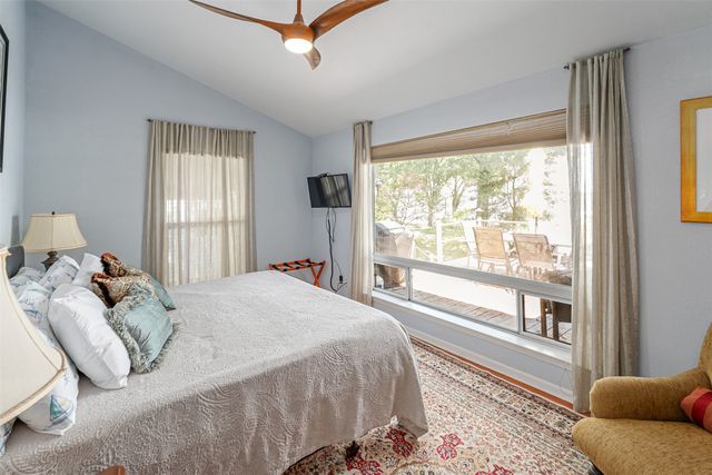 201 Edythe Dee Lane, Mabank, TX 75156