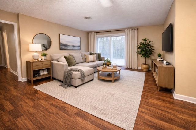 714 Frankie, Wharton, TX 77488