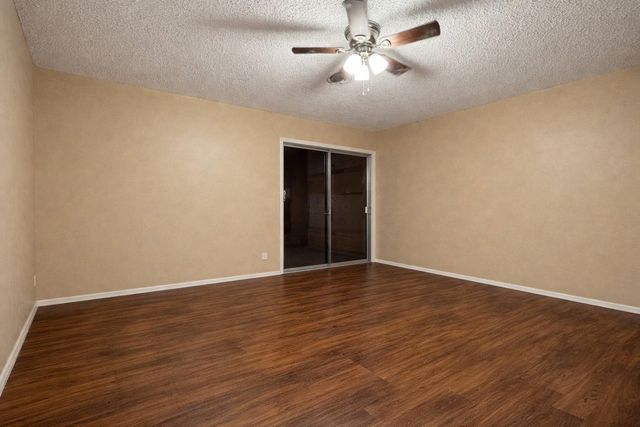 714 Frankie, Wharton, TX 77488