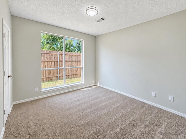 1017 Laurel Oak Drive, Flower Mound, TX 75028
