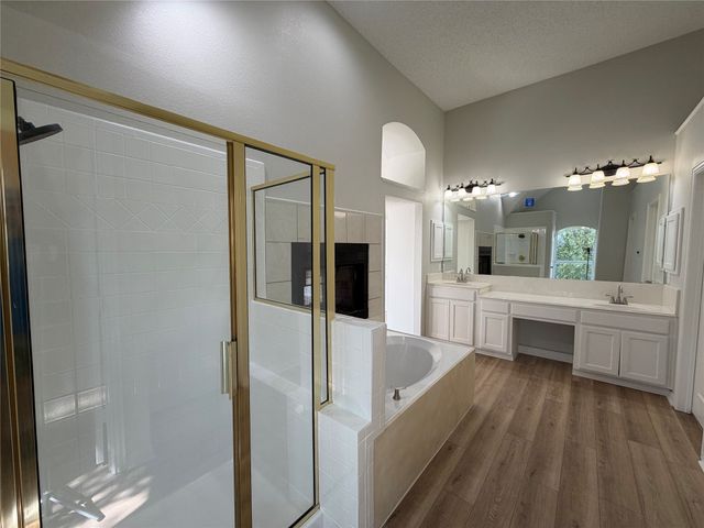 1017 Laurel Oak Drive, Flower Mound, TX 75028