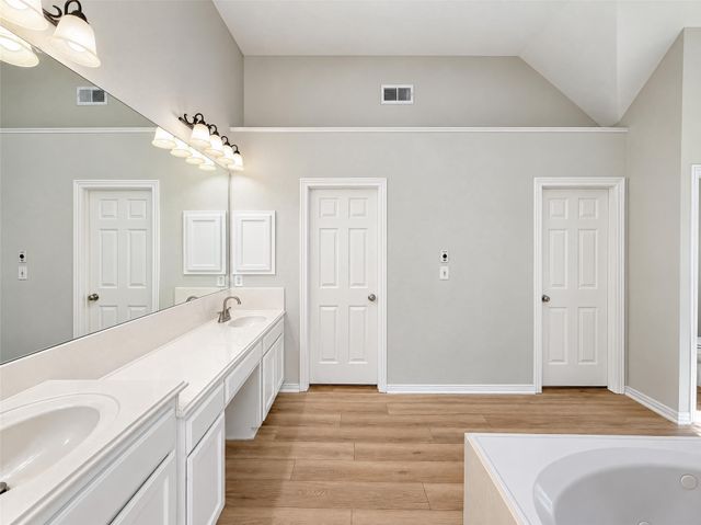1017 Laurel Oak Drive, Flower Mound, TX 75028