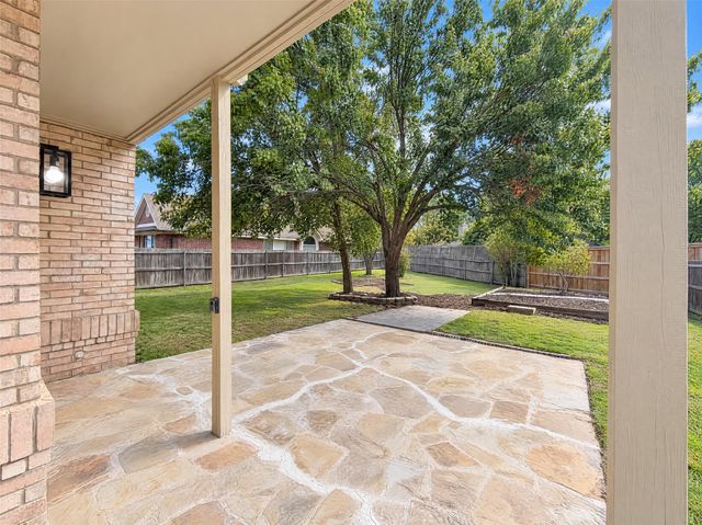 1017 Laurel Oak Drive, Flower Mound, TX 75028
