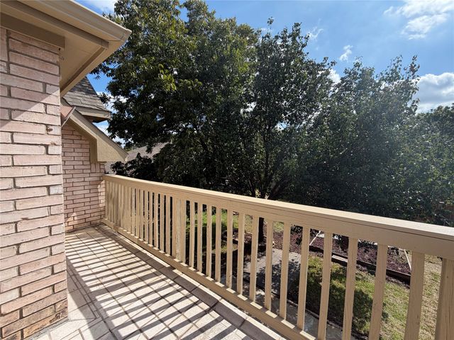 1017 Laurel Oak Drive, Flower Mound, TX 75028