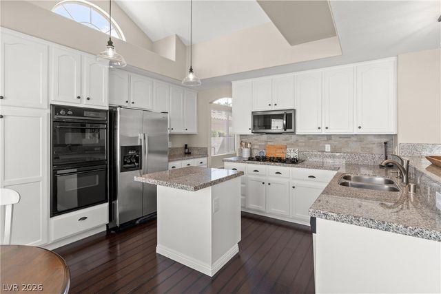 2417 Shady Vista Drive, Las Vegas, NV 89134