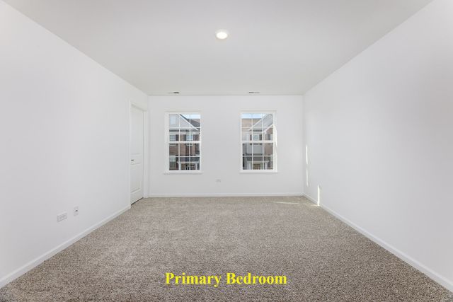 1703 Neubauer Circle, Lindenhurst, IL 60046