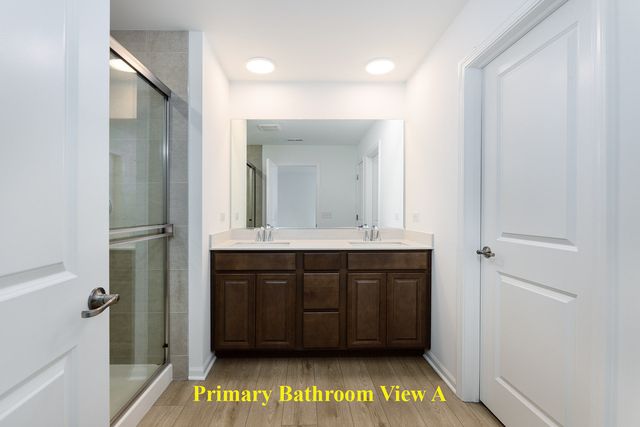 1703 Neubauer Circle, Lindenhurst, IL 60046