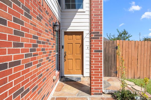 2822 Puddle Duck Court, Humble, TX 77396