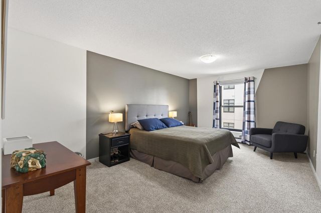 50 Groveland Terrace C208, Minneapolis, MN 55403
