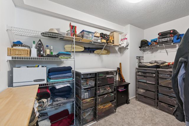 50 Groveland Terrace C208, Minneapolis, MN 55403