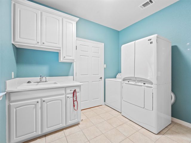 507 W 2ND Street, Maypearl, TX 76064