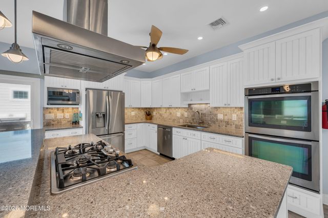 3 Holiday Road, Ortley Beach, NJ 08751