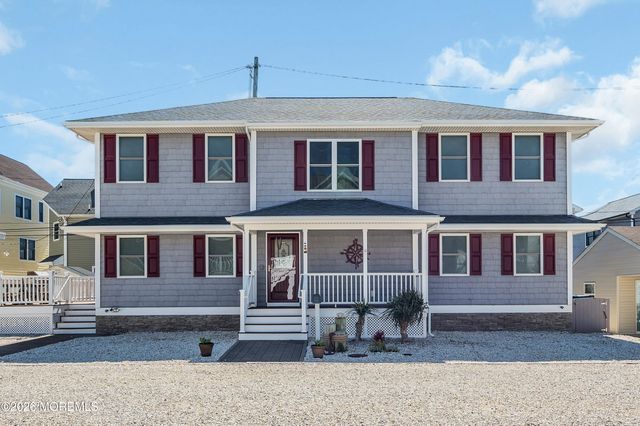 3 Holiday Road, Ortley Beach, NJ 08751