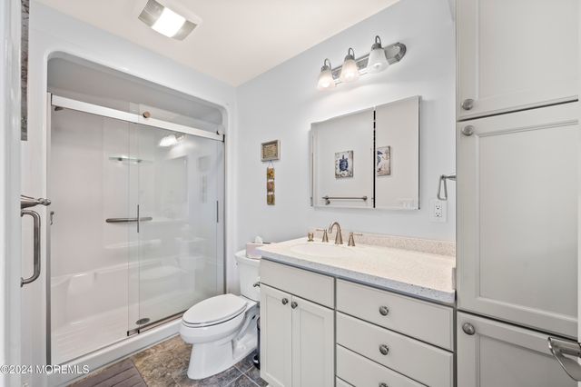 3 Holiday Road, Ortley Beach, NJ 08751