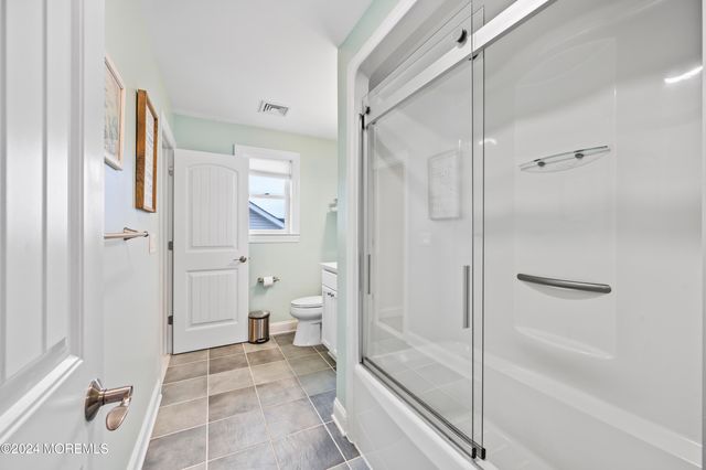 3 Holiday Road, Ortley Beach, NJ 08751