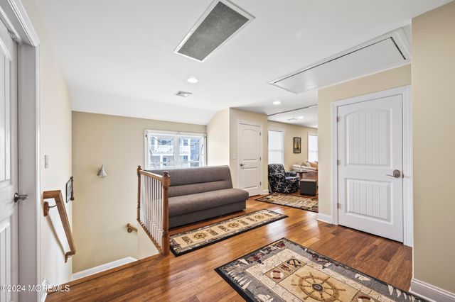 3 Holiday Road, Ortley Beach, NJ 08751